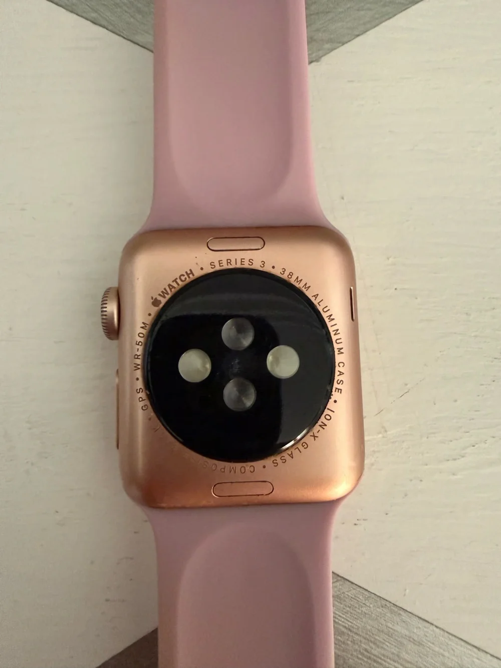 Apple Pink Silicone Smartwatch with Rose Gold Case